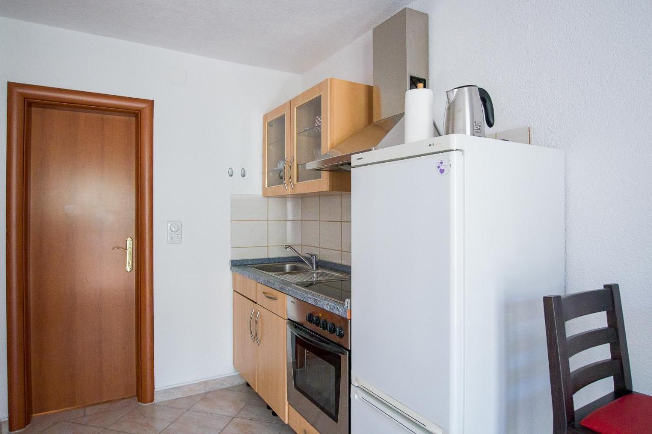 צלינה Apartments Ivica & Marica מראה חיצוני תמונה