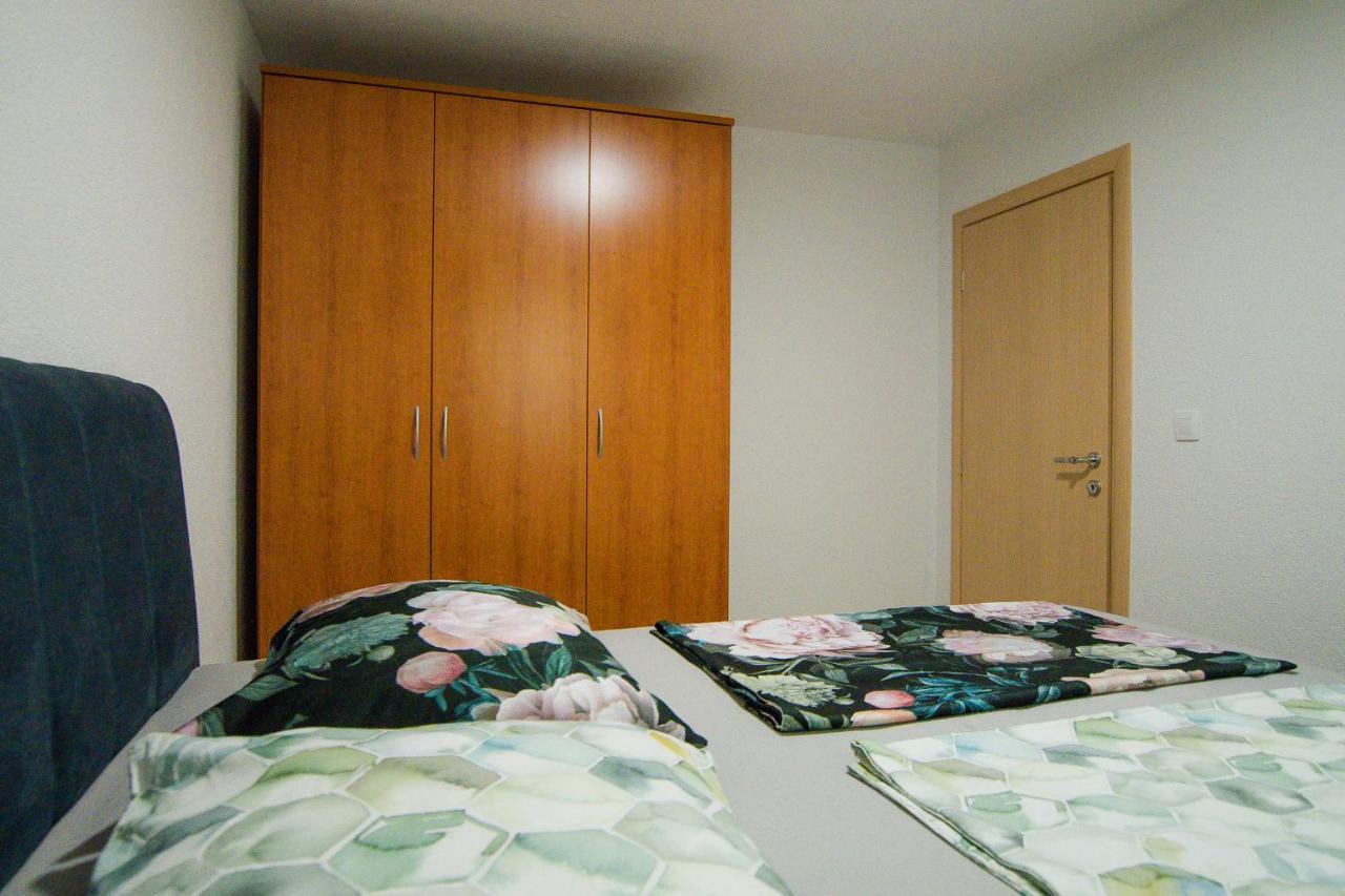 צלינה Apartments Ivica & Marica מראה חיצוני תמונה