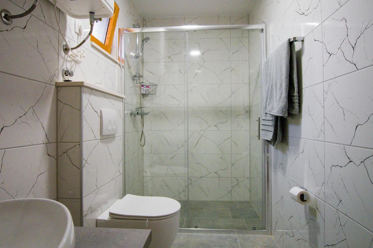 צלינה Apartments Ivica & Marica מראה חיצוני תמונה